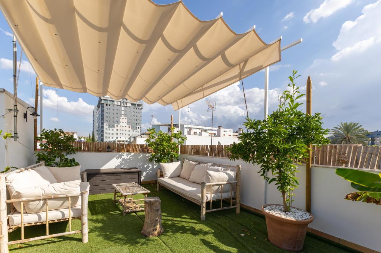 Tentudia Charming Apartments With Private Roof-Top Or Patio In San Bernardo By Ocityzen Sevilla Exterior foto