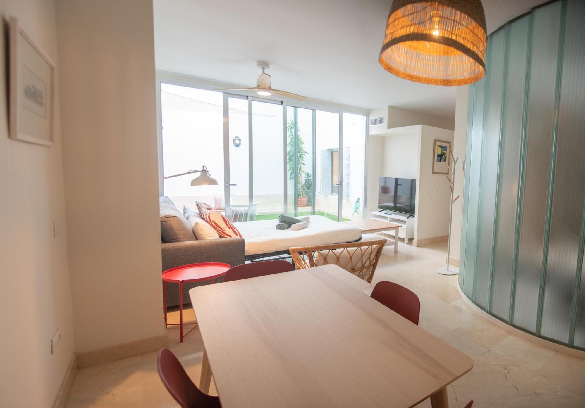 Tentudia Charming Apartments With Private Roof-Top Or Patio In San Bernardo By Ocityzen Sevilla Exterior foto