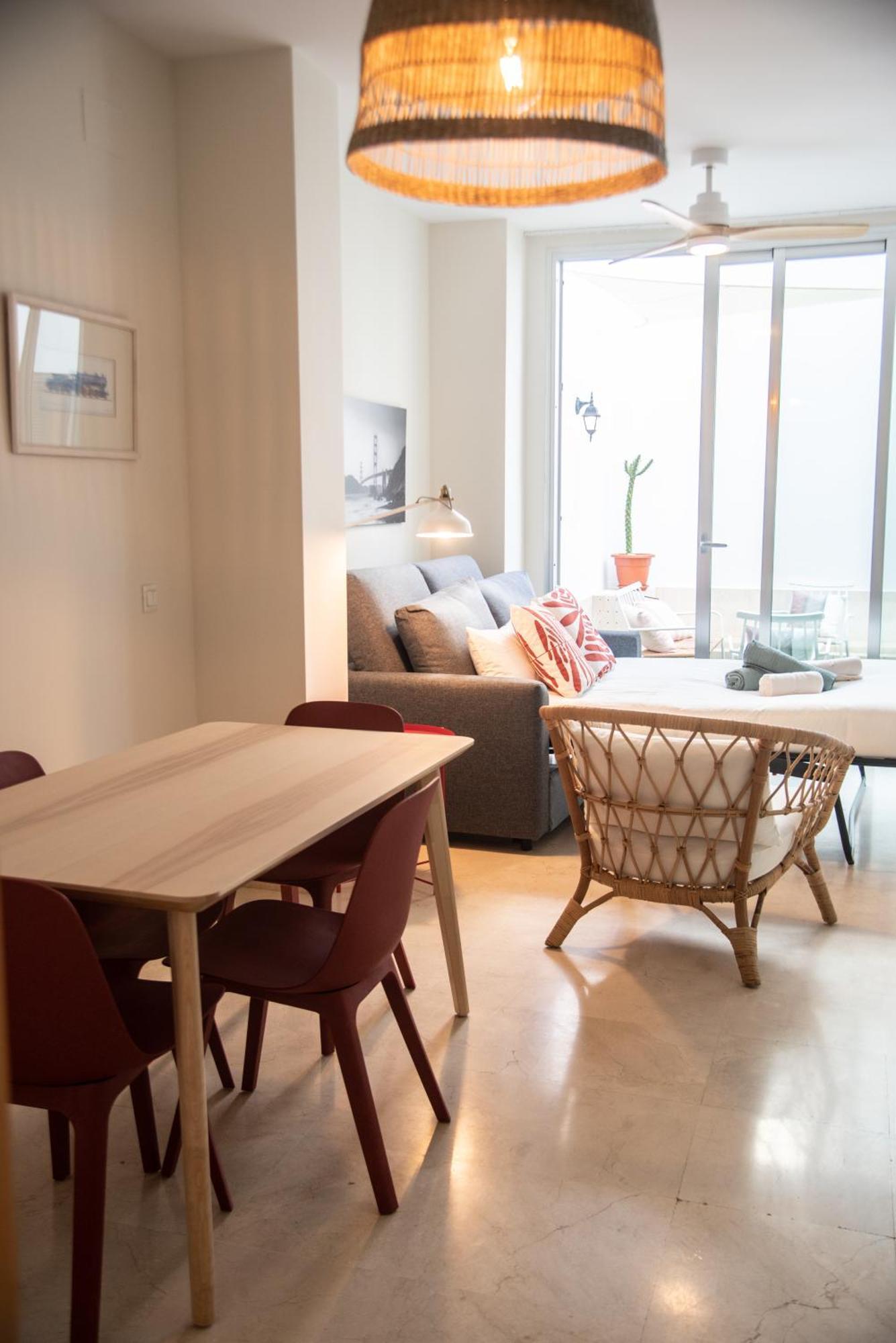 Tentudia Charming Apartments With Private Roof-Top Or Patio In San Bernardo By Ocityzen Sevilla Exterior foto