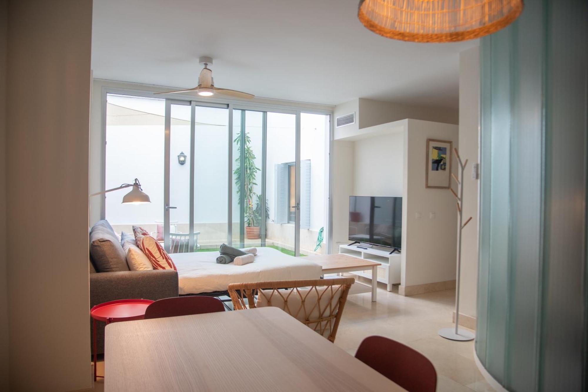 Tentudia Charming Apartments With Private Roof-Top Or Patio In San Bernardo By Ocityzen Sevilla Exterior foto
