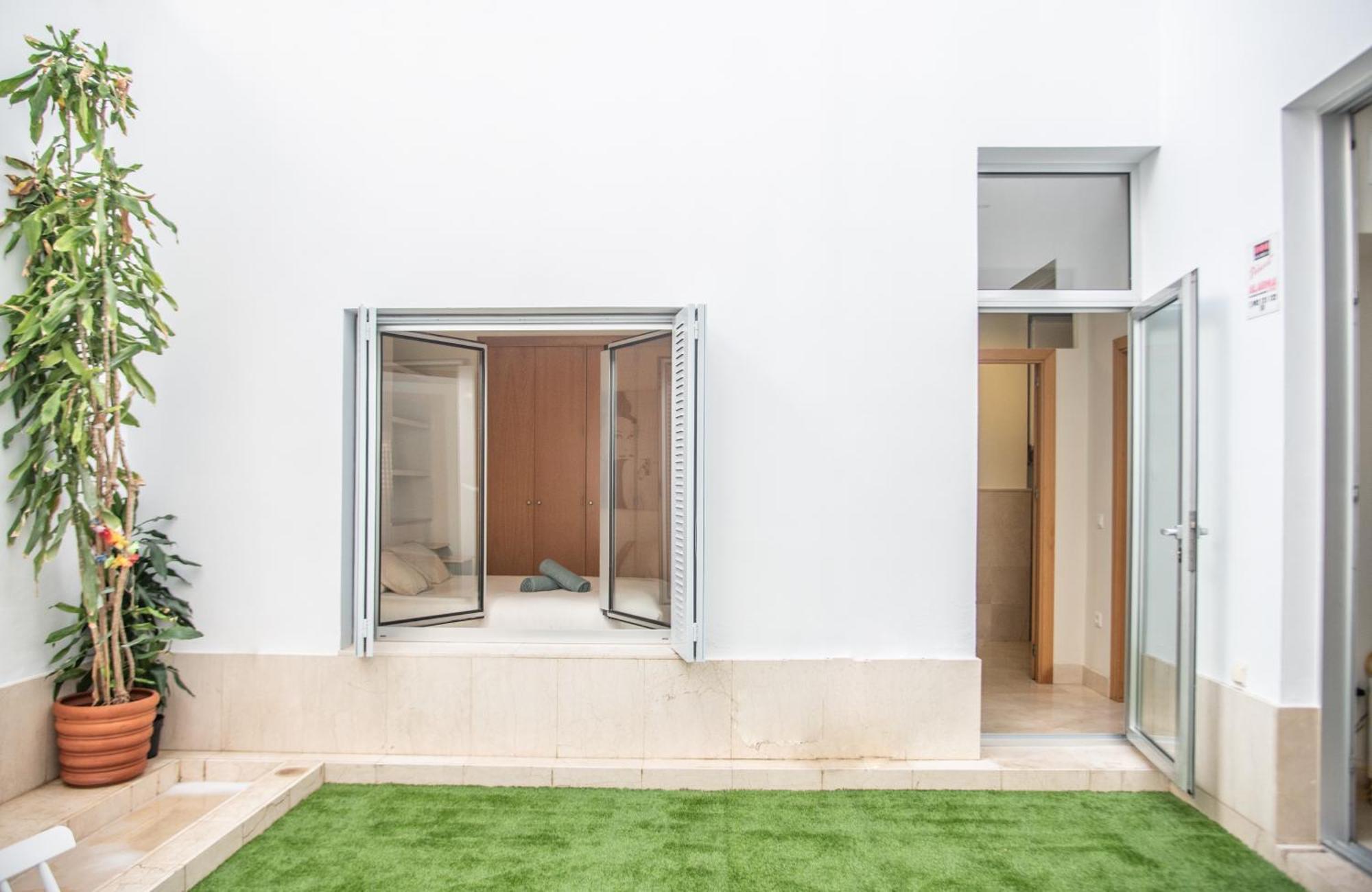 Tentudia Charming Apartments With Private Roof-Top Or Patio In San Bernardo By Ocityzen Sevilla Exterior foto