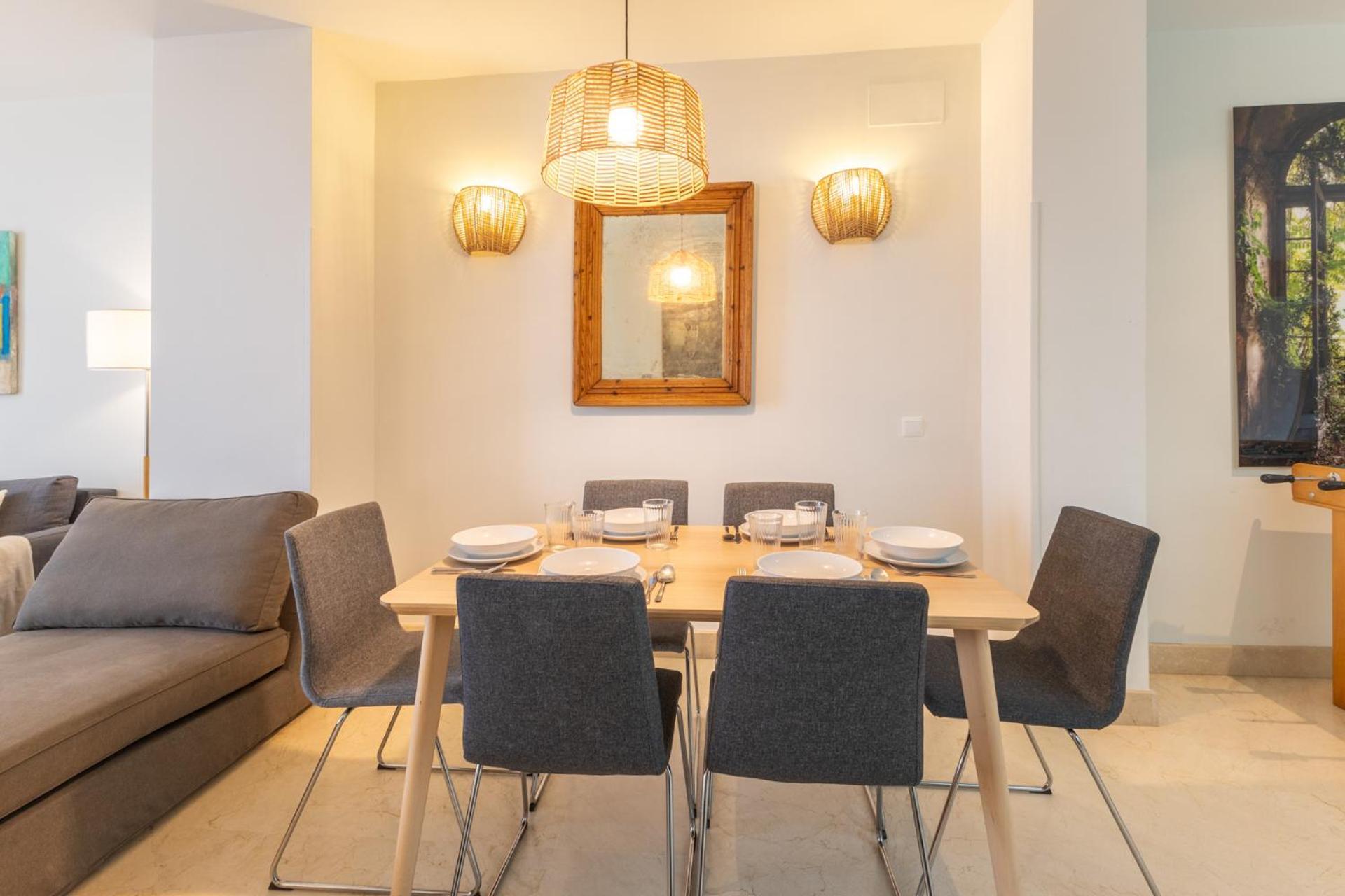 Tentudia Charming Apartments With Private Roof-Top Or Patio In San Bernardo By Ocityzen Sevilla Exterior foto