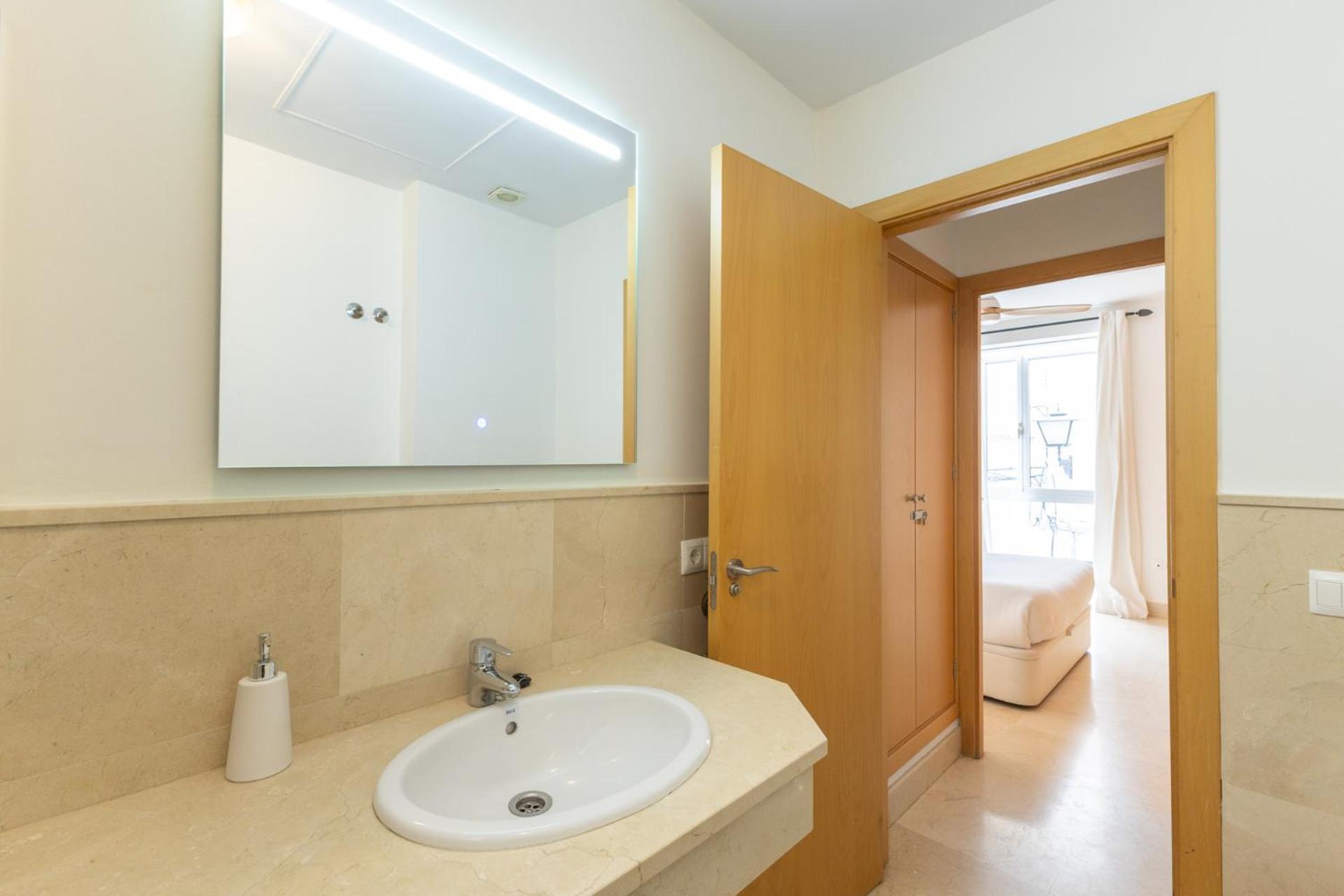 Tentudia Charming Apartments With Private Roof-Top Or Patio In San Bernardo By Ocityzen Sevilla Exterior foto