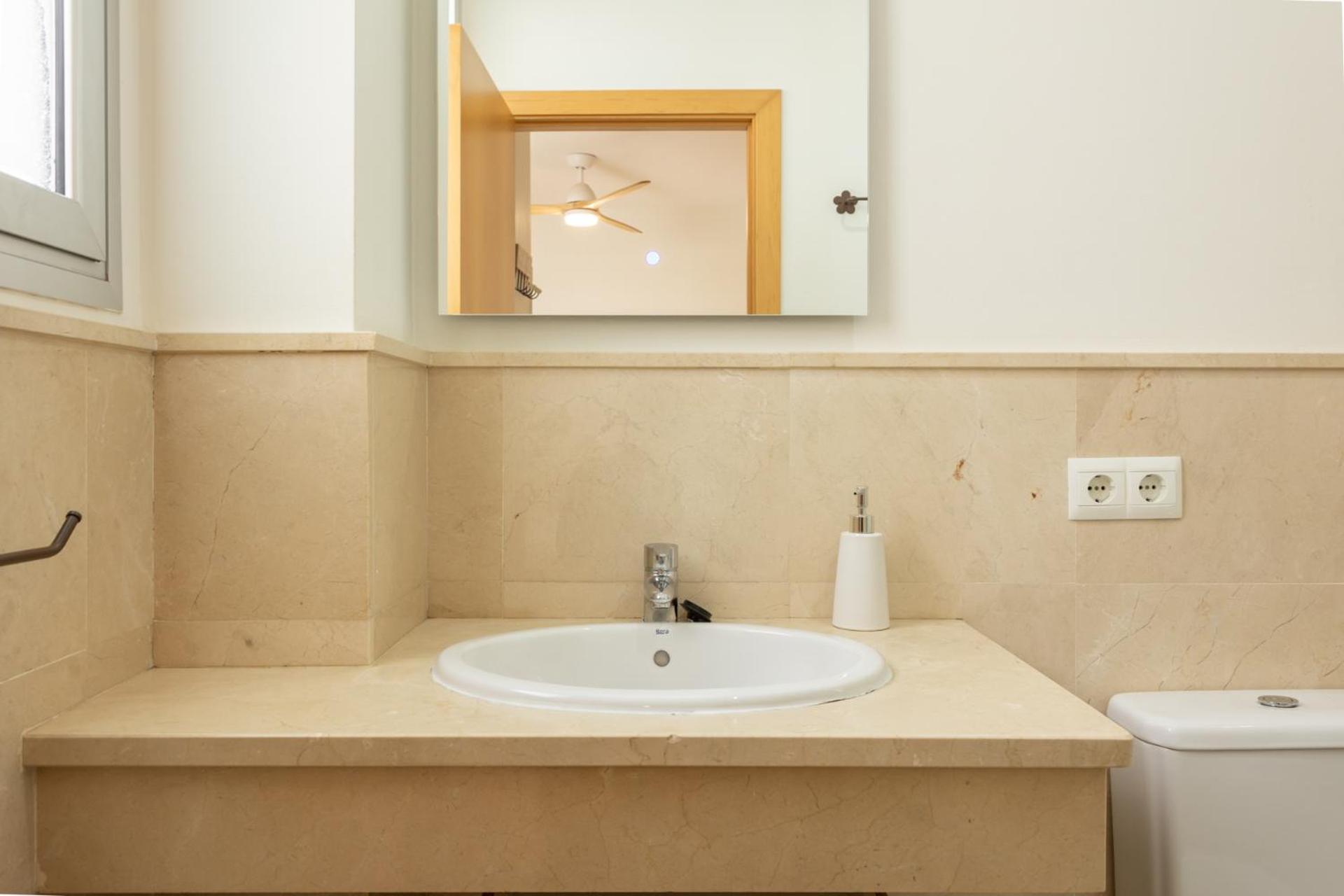 Tentudia Charming Apartments With Private Roof-Top Or Patio In San Bernardo By Ocityzen Sevilla Exterior foto