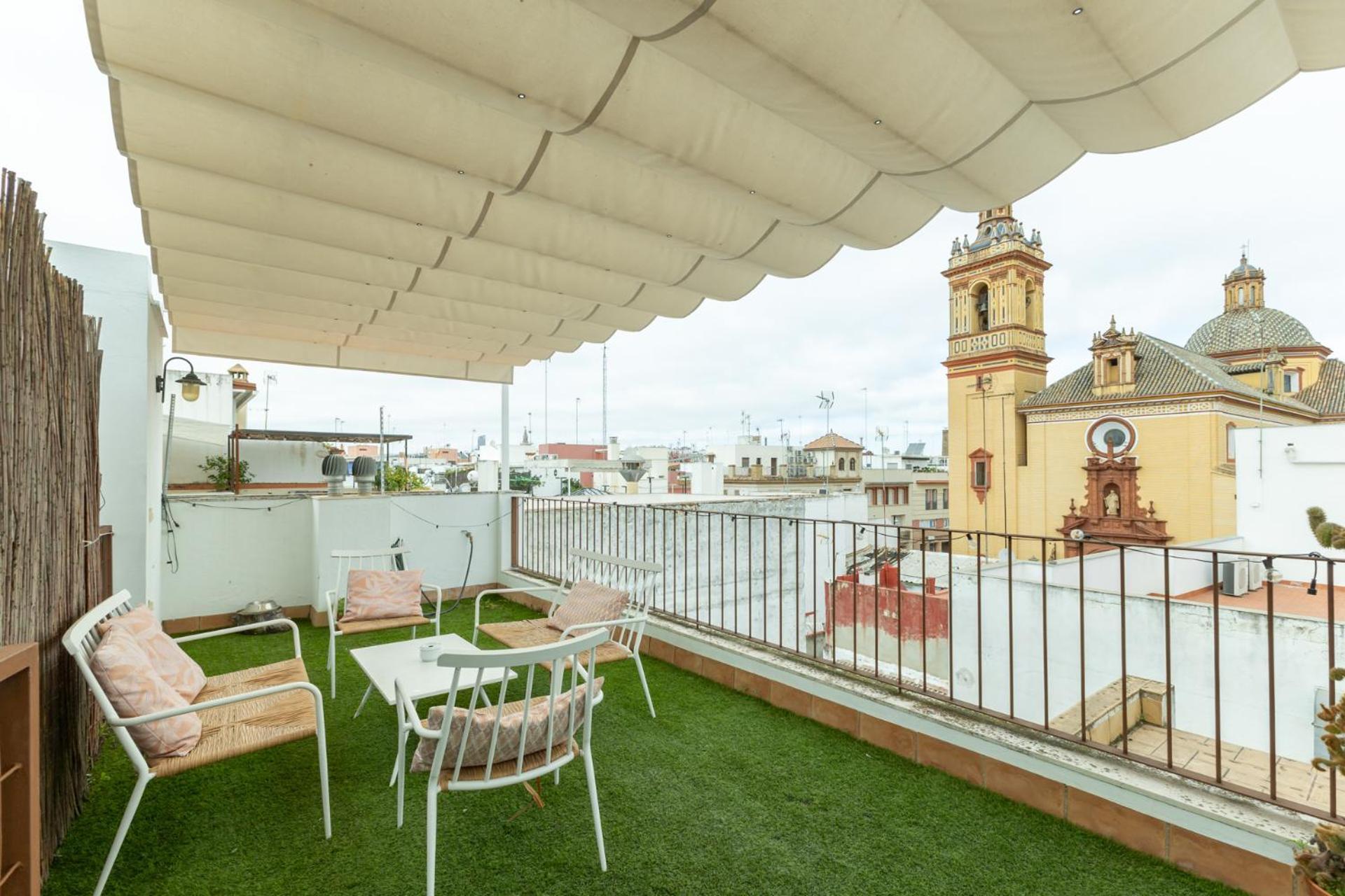 Tentudia Charming Apartments With Private Roof-Top Or Patio In San Bernardo By Ocityzen Sevilla Exterior foto